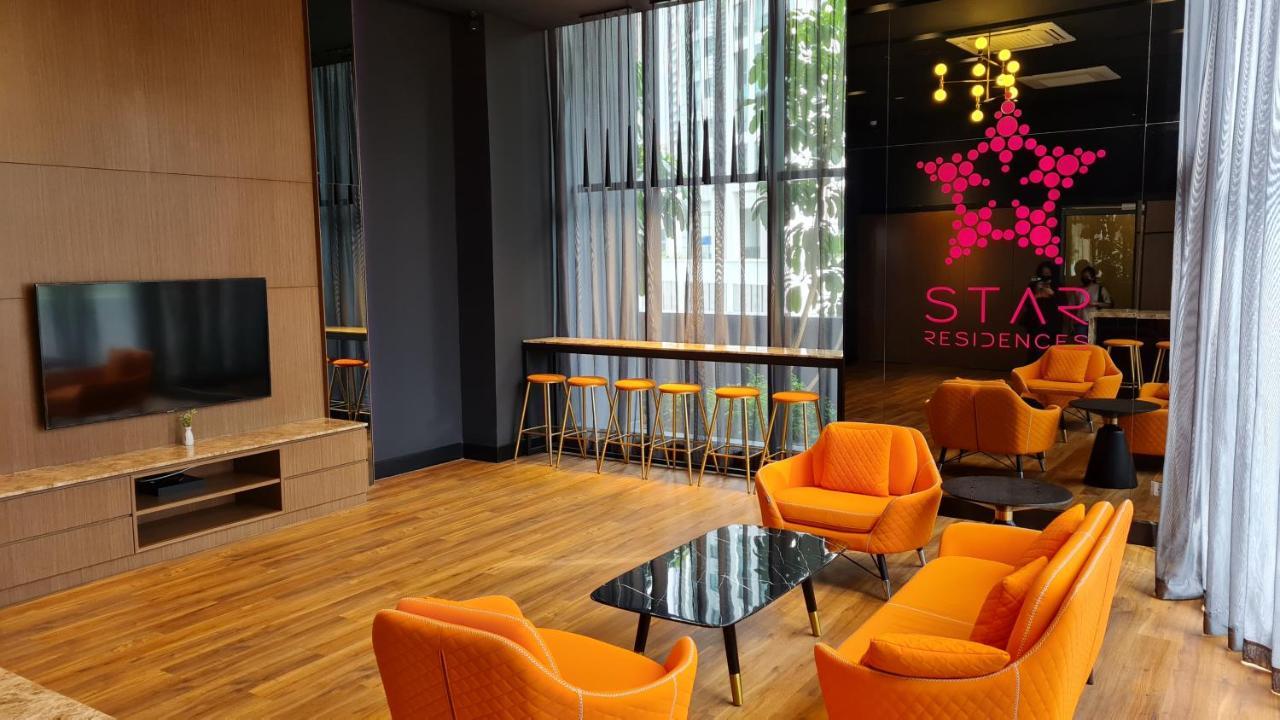 H&n Luxury Klcc Kuala Lumpur